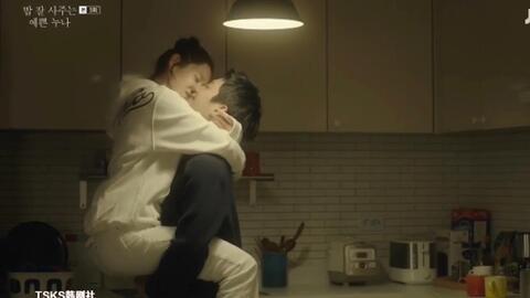 日韩剧吃饭吻戏视频,日韩剧中的经典吃饭吻戏回顾